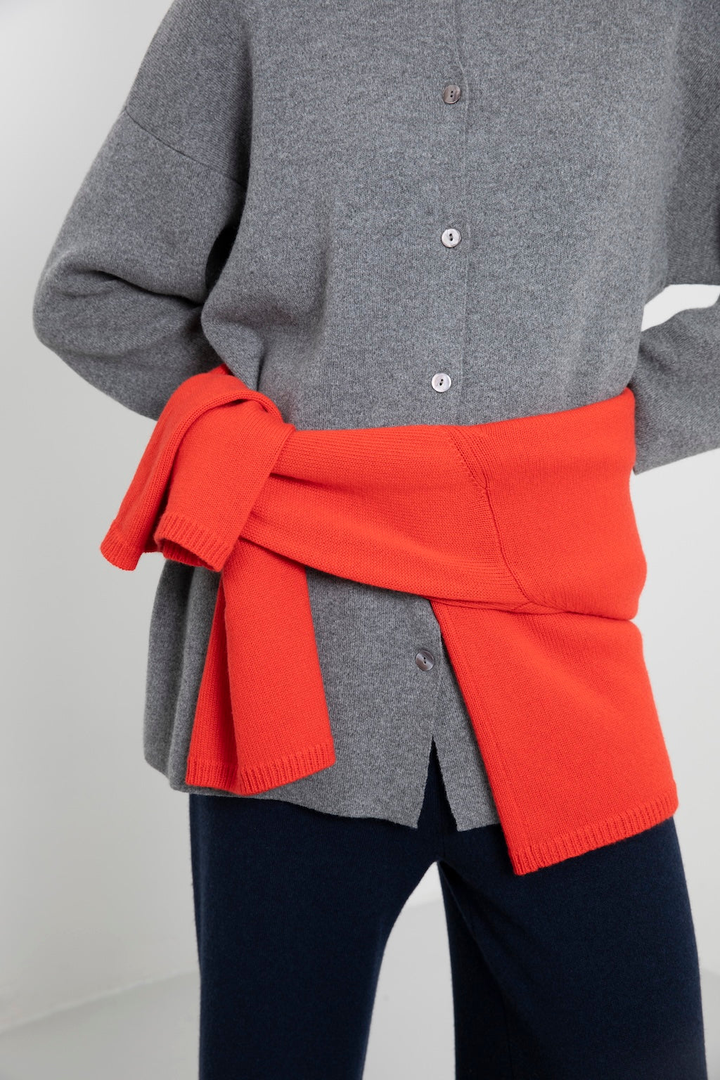 CASHMERE WIDE CREW NECK SWEATER