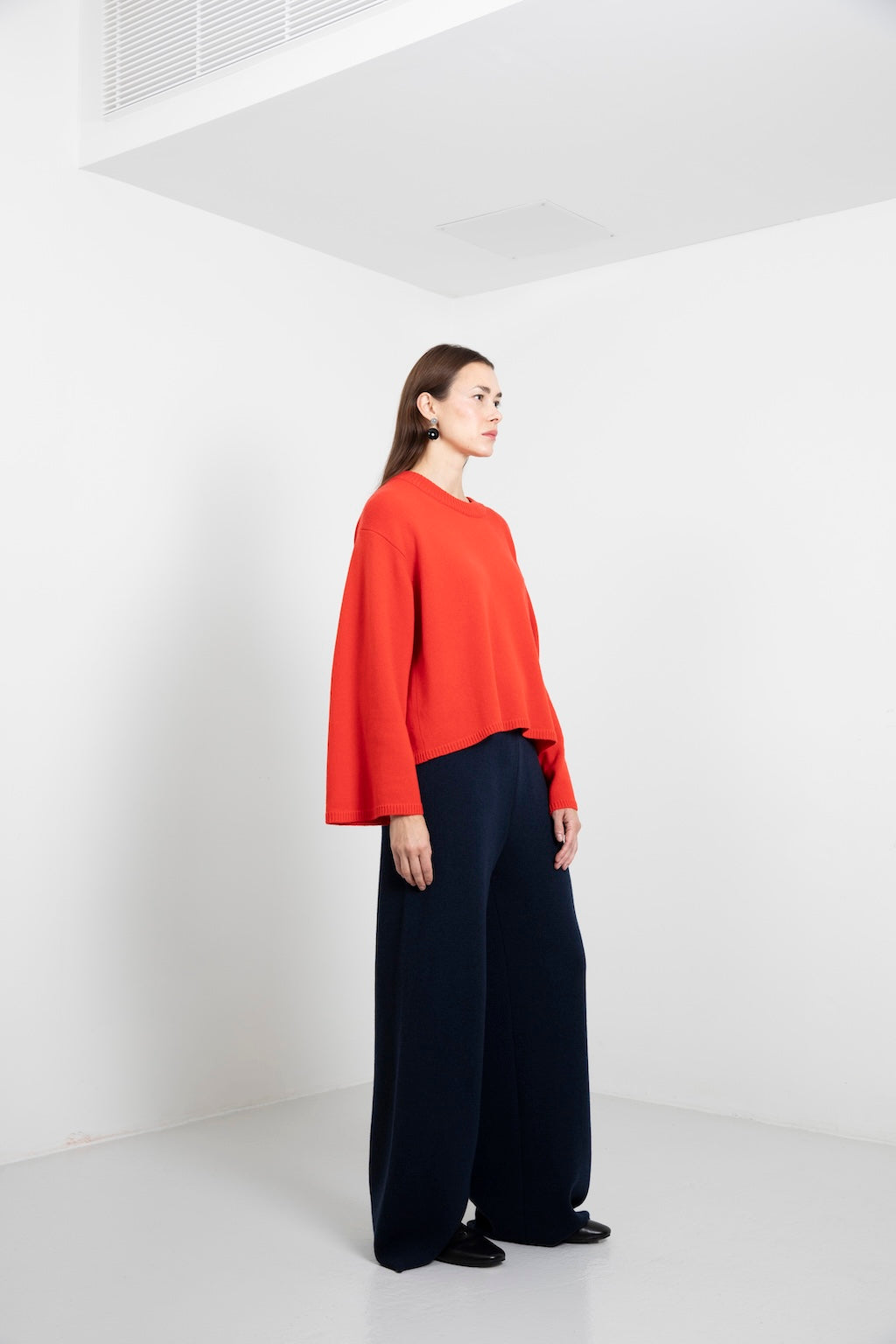 CASHMERE WIDE CREW NECK SWEATER